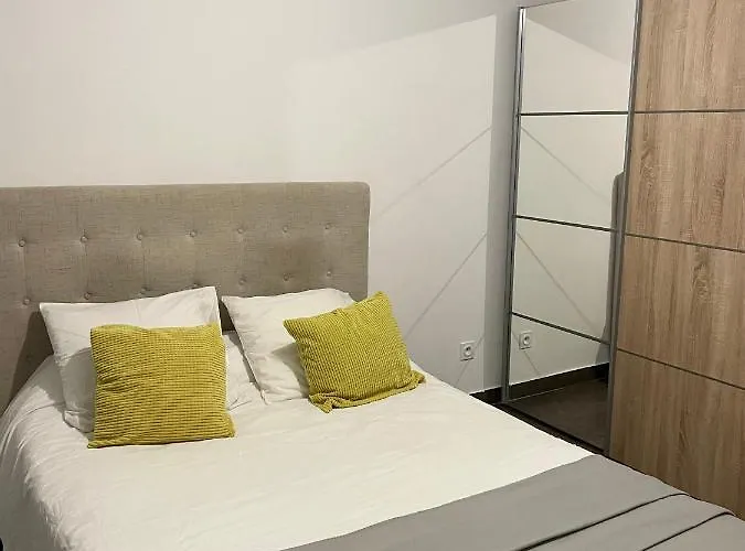 Appartement Magnifique T3 Quartier Près D’arènes Tram Au Pied De L’immeuble